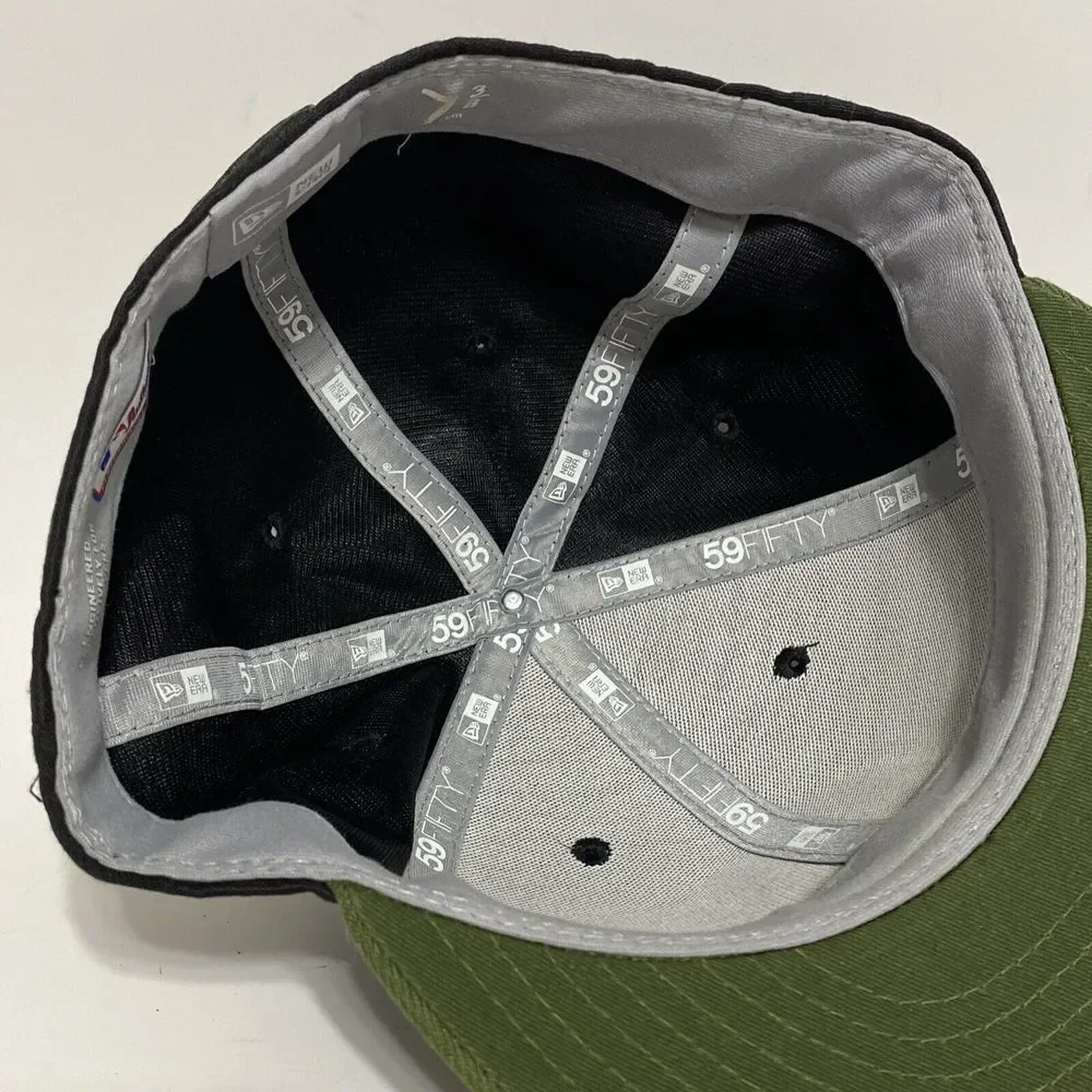 Cleveland Indians 7 3/8 New Era Exclusive Fitted Hat Cap Green Black Camo - Picture 9 of 12